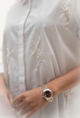 Mitali Wadhwa In Pearl Oasis White Shirt